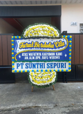 Papan Bunga Duka di Tangkerang Labuai